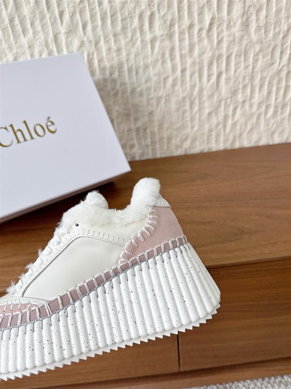 2025112815381863 390